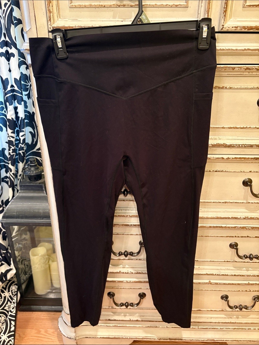 HALARA UltraSculpt Black Leggings